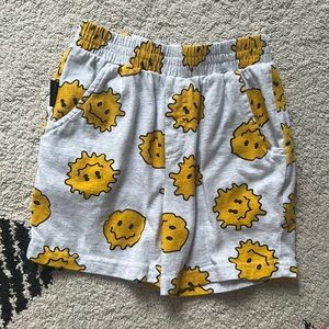 Dot shorts size 5